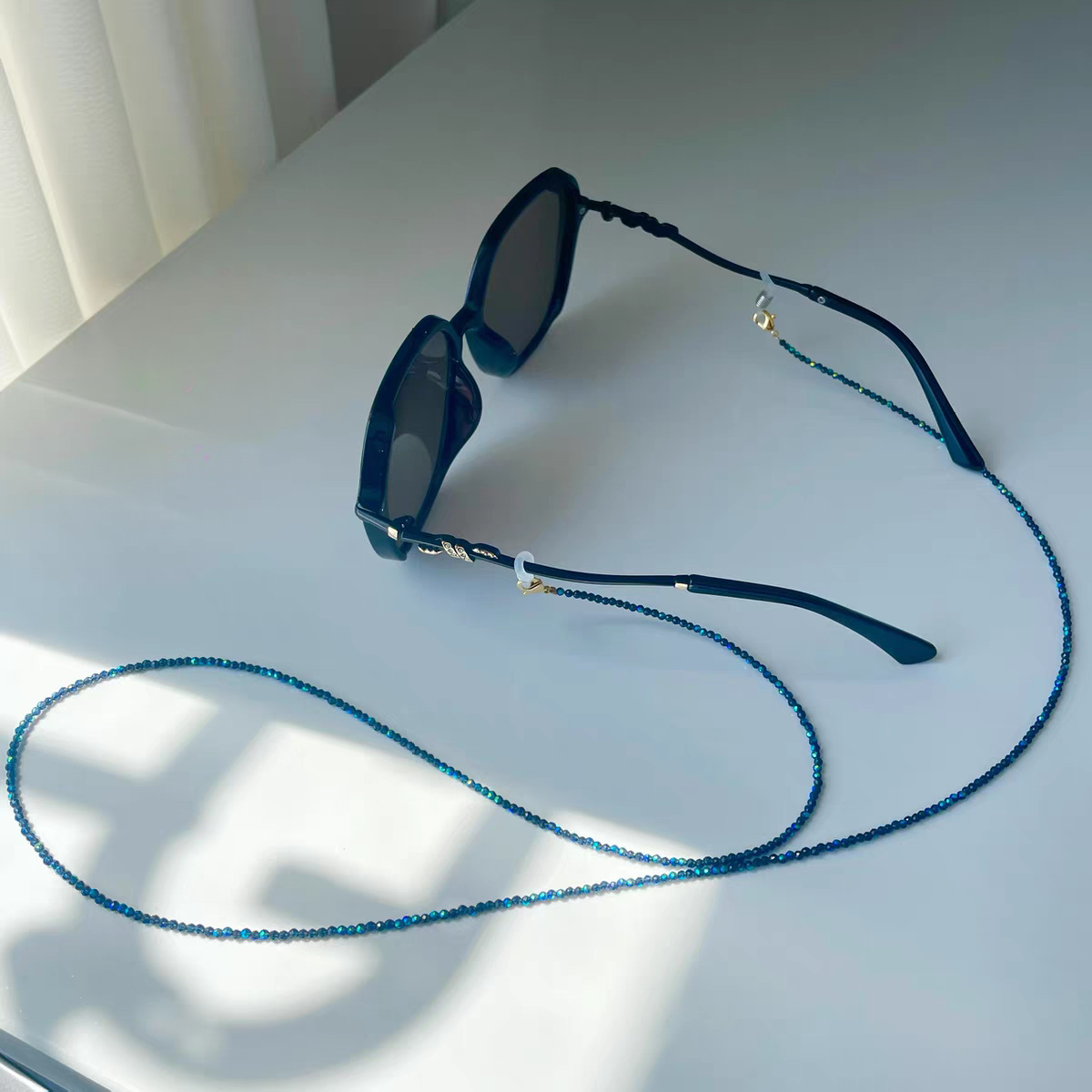 Chaîne de lunettes étincelante - Mask Chain Holder avis et prix